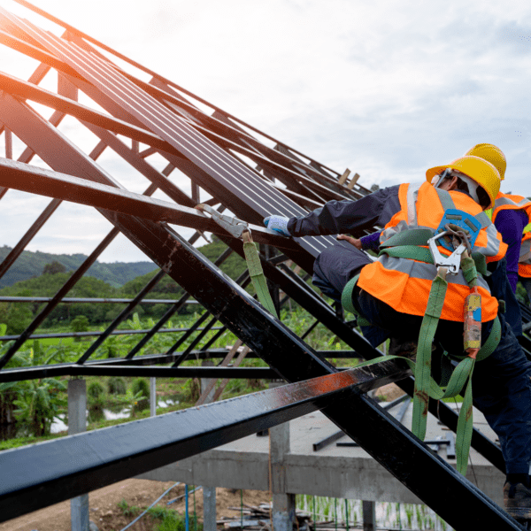 roofer worker in protective uniform wear and gloves